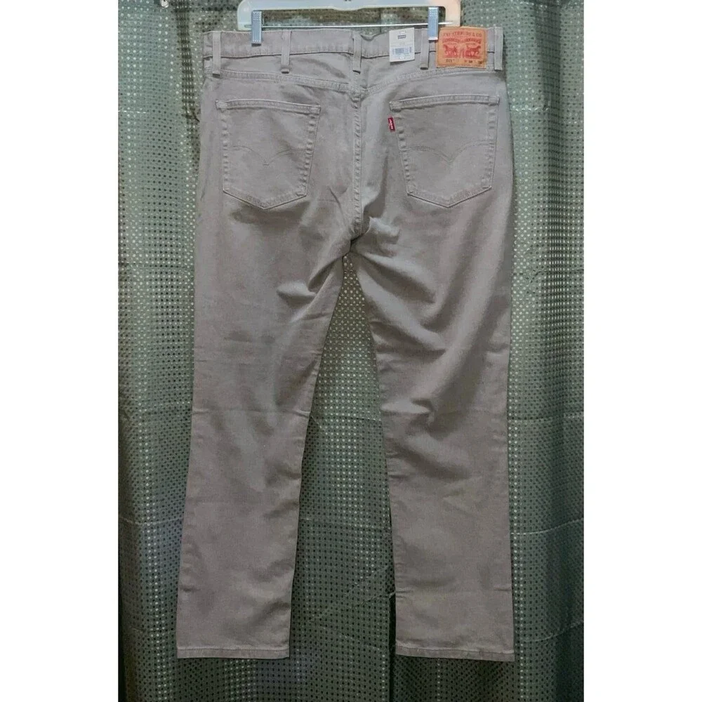 LEVI Men’s Jeans